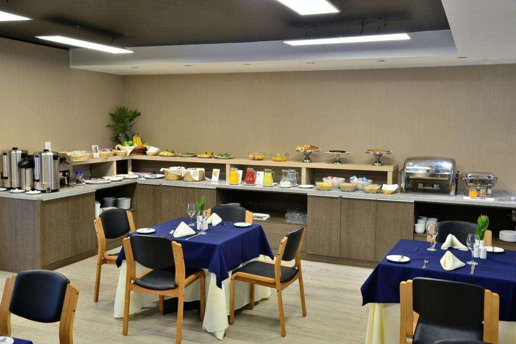 Panamericana Hotel Providencia Сантьяго Ресторан фото
