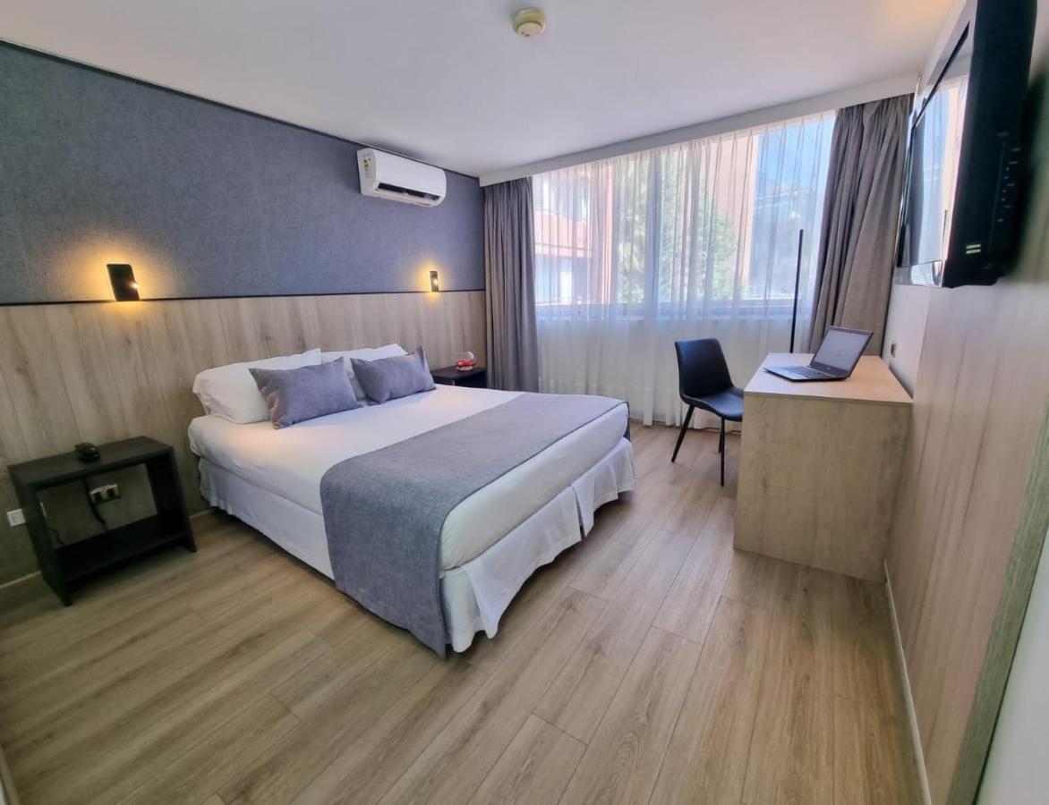 Panamericana Hotel Providencia Сантьяго Экстерьер фото